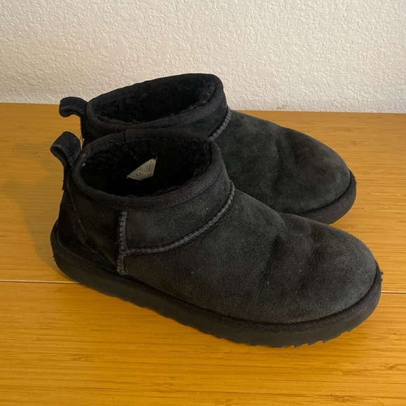UGG Shoes - UGG Low Black Boots Size 6